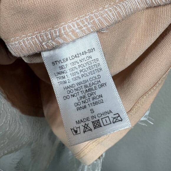 Lush Size Small Lace Bodycon Dress Ivory Nylon Fringe Handkerchief Hem - Picture 12 of 12